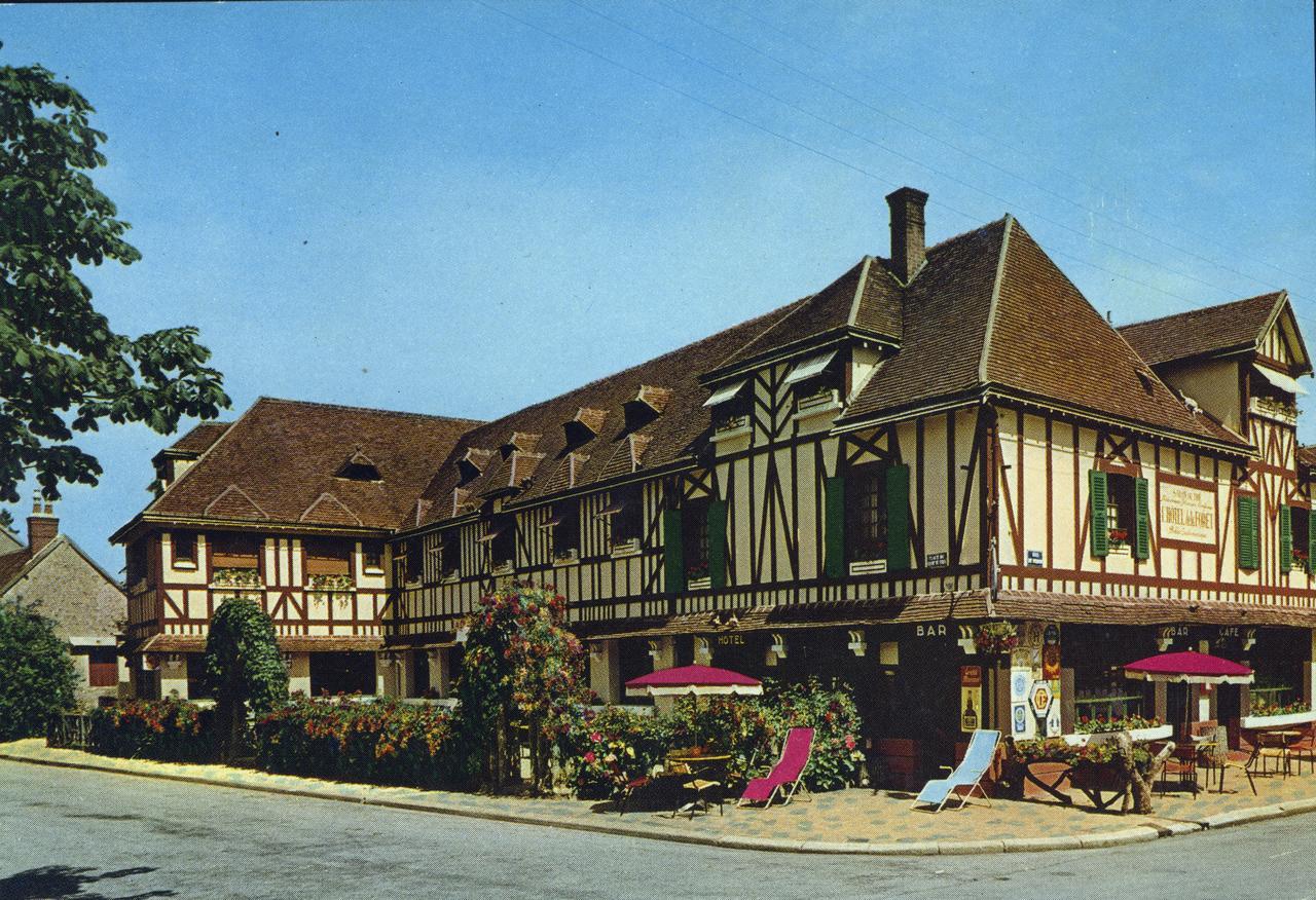 Logis Hotel La Foret Senonches Kültér fotó