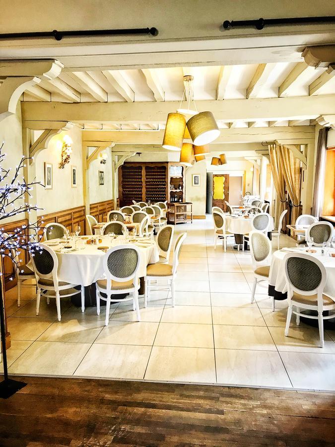 Logis Hotel La Foret Senonches Kültér fotó